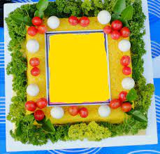 Maka, sekarang saatnya kamu mulai mengisi dinding kamarmu pastikan ruanganmu akan menjadi lebih menyenangkan dengan hiasan simple yang hipwee berikan, ya. Namakucella Pulut Kuning Berhias