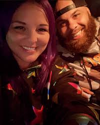 ROSSI (@rossivelli) • Instagram photos and videos