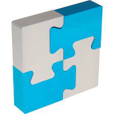 In total there were eight cars, two of each colour, red, silver, blue and black. 4 Piece Metal Puzzle Wil Strijbos Puzzle Master Inc