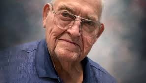 Sunday Seniors: Tera Larrison, Cole Leonard, Josie Lindemann, Derek  Litzelman, Dylan Long, Bristol Lybarger, Harlie Malloy, Matthew McCarty,  Benjamin Meinhart, Hallie Meinhart