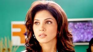 Actor asked me to come alone: Isha Koppikar