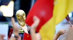 Er bleibt natürlich ein guter torhüter. Wm 2018 In Russland Belgien Star Kevin De Bruyne Seine Ex Betrog Ihn Mit Seinem Teamkollegen Bunte De