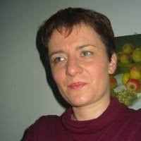 Julie Lerch's Instagram, Twitter & Facebook