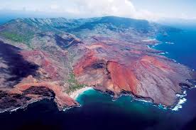 A 50 km au sud de nuku hiva, ua pou est l'île la plus peuplée de l'archipel. Ua Huka Grandeur Et Nature Welcome Tahiti