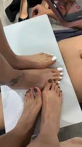 恋丝阁on X: #足交#doublefootjob #footjob #双人足交#恋足这么漂亮的2双脚，谁不想上去舔一舔t.coh3RZmOriQ8   X
