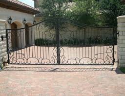 Gates at certain designated areas in the fenced perimeter can also be installed and large screens are available to completely cordon off areas from public you actually need two gate fence posts. Gates And Fencing Pictures Gallery Landscaping Network