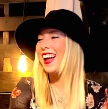 Hey Family, and happy bday Gretchen Wilson!! Here's a song I used to start  some of my live shows with... it always got people up singin’ and  dancin’🎉🎶 I hope it does the same for YOU!