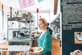 Los investigadores sospechan que en ella estaba la pequeña anna, la bebé de un año. Los Restaurantes Indispensables De La Pequena Italia En Montreal
