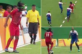 Fotboll är en lagsport där lagen strävar efter att få in bollen i motståndarnas mål. Iransk Fotboll Pa Twitter Iranskajulkalendern Lucka12 Iran Tog Sig Till Final I Fotboll For Blinda Samt Cp Skadade Under Os 2016 Tog Silver I Bada Matcherna Https T Co 4tazrljppr
