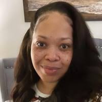 Alexis Travers's Instagram, Twitter & Facebook