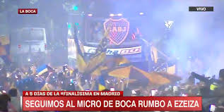 Boca, my reason to live. Video Fans Begleiten Boca Juniors Zum Flughafen Fums