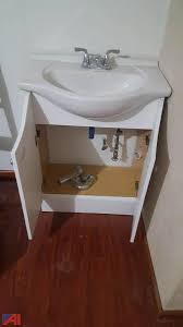 See reviews, photos, directions, phone numbers and more for bathroom vanity outlet locations in portland, or. Auctions International Auction Business Liquidation Ny 17890 Item Bathroom Vanities And Shower Walls