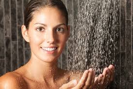 Pour 60 millions de consommateurs, seul le dentifrice bio naïa à la menthe de la marque repère e.leclerc a obtenu un bilan satisfaisant. Voici La Quantite Exacte De Shampoing A Utiliser Pour Laver Nos Cheveux Cela Evite Aussi De