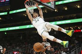 I've watched this dunk from tuesday's game against the cavaliers at least 40 times. Giannis Antetokounmpo Pours In 33 Grabs 11 Rebounds As Bucks Beat Hawks Basketball Madison Com