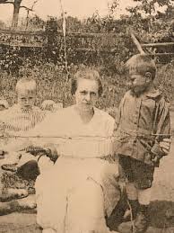 Edinger Family History: Last Name Origin & Meaning