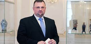 Října 1977 v karlových varech. Jindrich Forejt Promluvil Do Kamery Parlamentnilisty Cz Politika Ze Vsech Stran