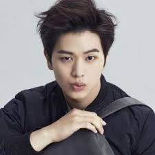 Service member more than 20 years ago, an entirely new arrangement was created by the mnd band just for the occasion. Yook Sungjae Birthday Real Name Age Weight Height Family Contact Details Girlfriend S Bio More Notednames