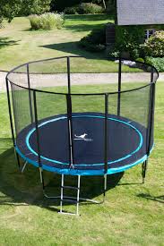 Trampoline Punchi En 2020 Trampoline Enfant Trampolines Jardin Pour Enfants