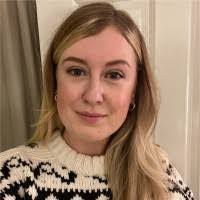 Thea Cooper's Instagram, Twitter & Facebook