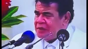 Ko 'Akanesi "i he 'ene lali e fakafofonga Falealea 'a 'Eua, pea mo 'ene  akonekina honau kakai #Eua.