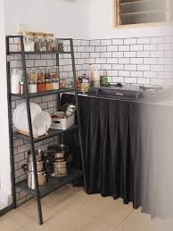 Gelas untuk kabinet dapur boleh menjadi matte, telus, dengan corak. Diy Kabinet Dapur Paling Simple Jimat Guna Meja Banquet Kos Dalam Rm400 Je Tetap Cantik