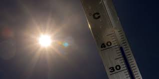 Elle sera effective dans la nuit de dimanche à lundi à 2 h du matin, jusqu'à lundi soir 21 h, pour le moment. Canicule 66 Departements En Vigilance Orange