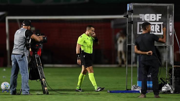 De 'Lei Vini Jr.' a medidas anticera: entenda as novas regras aprovadas para o futebol brasileiro em reuni&atilde;o na CBF