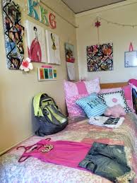I had them up on my wall in my dorm room last year and got so many compliments! The Girl With Pearls The Preppy Dorm Room