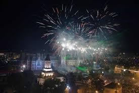 Află care sunt destinațiile cele mai cerute de revelion. Vor Fi Sau Nu Artificii De Revelion La IaÈi PrimÄria AsteaptÄ Decizia Isu Ziar Info IaÈi Stiri Iasi