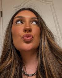 Ruby Beal's Instagram, Twitter & Facebook