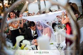 Covering For The Vows With The Sugar Cones Persian Wedding Persian Weddings Sofreh Aghd Iranian Wedding