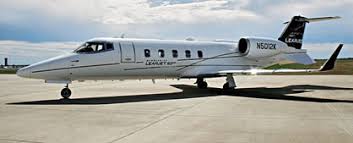 Frank sinatra's favored private jet was used to film. Bombardier Learjet 60xr Tugs Gpu Start Power Units Tools Red Box