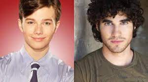 Carte damour pour les petits amis avec des citations damour dans une police de type de style machine à écrire en détresse. Glee Kurt A T Il Enfin Trouve Son Petit Ami Premiere Fr