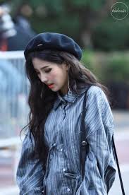 10 Fashionable Female Idols Who Know Ulzzang Girl Female Kpop Girls