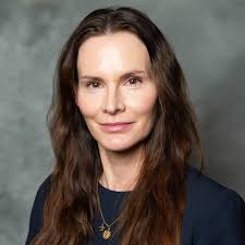 Catherine Cone's Instagram, Twitter & Facebook