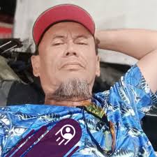 Missed pills? ❌ High BP na naman? ❌ Elfie reminds + tracks para in control  ka. Download na!