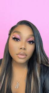 Alexandria Singleton's Instagram, Twitter & Facebook