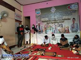 Maybe you would like to learn more about one of these? Santunan Anak Yatim Piatu Dan Buka Puasa Ramadhan 1442 H Di Dpc Garteks Serang