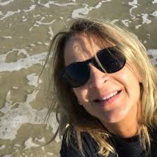 Pam Gunn (@PamGunn6)