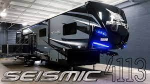 The jayco seismic toy haulers include a variety of floorplans to choose from, including two models with a side patio for added fun. 2018 Jayco Seismic 4113 Toy Hauler Youtube