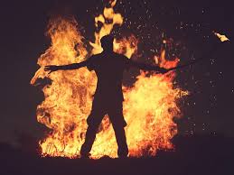 San juan fue declarado patrono de la región por los misioneros que llegaron a la amazonía peruana. Noche De San Juan Meditacion Guiada Y Ritual De Fuego