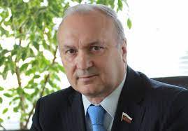 Петр пимашков родился 2 июля 1948 года в белорусской деревне бовки. Petr Pimashkov Kurs Opredelen Nasha Zadacha Realizovyvat