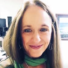 Cathy Hallman-Kenner, manager of the Mobile Resource Pool is recognized as  a Roper St. Francis Healthcare COVID-19 Healthcare Hero. Her story:  http://ow.ly/WBnS50zHFcy