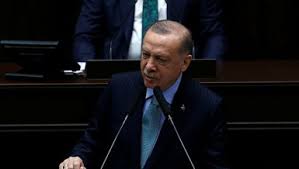 .öneme sahip kabine toplantısının ne zaman ve saat kaçta yapılacağını araştırırken, sokağa çıkma yasağının yeniden kabine toplantısı cumhurbaşkanı erdoğan'ın başkanlığında yapılacak. Kabine Toplantisi Ne Zaman Yasaklar Kalkacak Mi Kafeler Acilacak Mi Iste Yeni Kararlarin Aciklanacagi Saat Fotomac