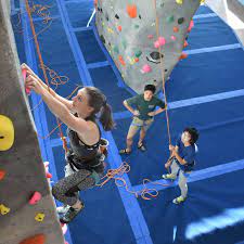 Climbing Wall — Spartan Recreation