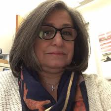 Which Disneyland magic key is recommended?