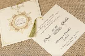 Nous allons voir comment marche la pensee positive eviter la pensee texte faire part mariage 1001 idees. Faire Part Oriental Carre Et Arabesque Les Faire Part Dalya