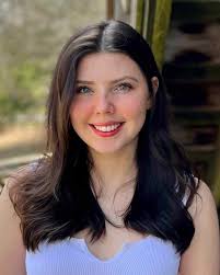 Hello everyone! My name is Jillian, I am an incoming Junior at OU majoring  in Journalism and Comm! I am looking for a babysitting or nanny job for the  upcoming school year!