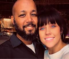 Who can take senior pictures in Washington, Missouri, between December 31st  and January 5th?