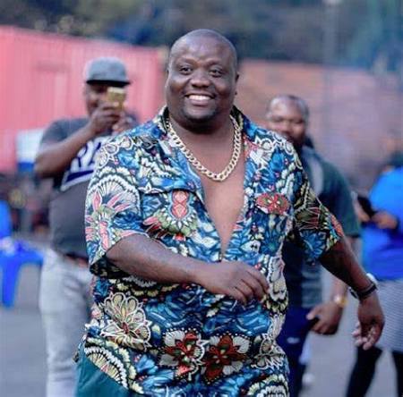South Africans Raise Over R200,000 For Kwaito Star L'vovo Following Emotional Interview South Africans have rallied together to raise more than R200,000 for KwaZulu-Natal-born kwaito star Thokozani Ndlovu, popularly known as L'vovo.